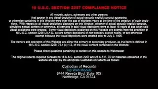 شقراء الساخنة فاتنة مارس الجنس من الصعب على الديك