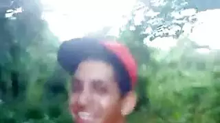 نيك أليكس بعنف وأطلق عليه اسم xxx