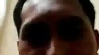 طبيب نسائي مقرن يحلب حلمات مراهقة صلبة طبيب نسائي مقرن يحلب حلمات مراهقة صلبة