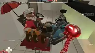 فتاة ملثمة جردت من ملابسها وعرضت بوسها المشعر في الأماكن العامة على بيل هولمز ، في غرفة فندق