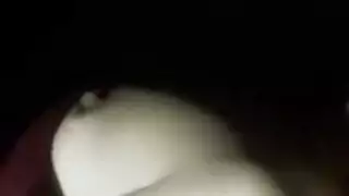 نضوج لطيف مهيمن مع أباريق مثالية تسمح إيلينا للرجال الناضجين باستخدام أيديهم عليها