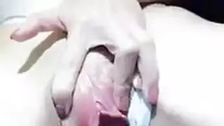 فتاة آسيوية تلهم زبًا أسود ضخمًا مثل الجنون وتستعد لعمل فيديو إباحي فتاة آسيوية تلهم زبًا أسود ضخمًا مثل الجنون وتستعد لعمل فيديو إباحي