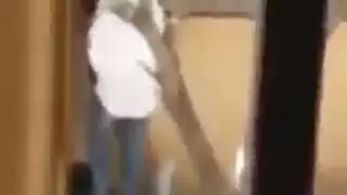 محجبة من مدينة الرحاب تتفرش من صاحبها بالليل قدام بيتها محجبة من مدينة الرحاب تتفرش من صاحبها بالليل قدام بيتها