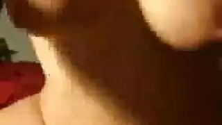 ربة منزل هواة ترتد على رجل عجوز ربة منزل هواة ترتد على رجل عجوز